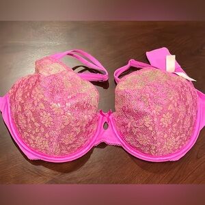 NWOT Victoria's Secret Bright Pink Lace Bra